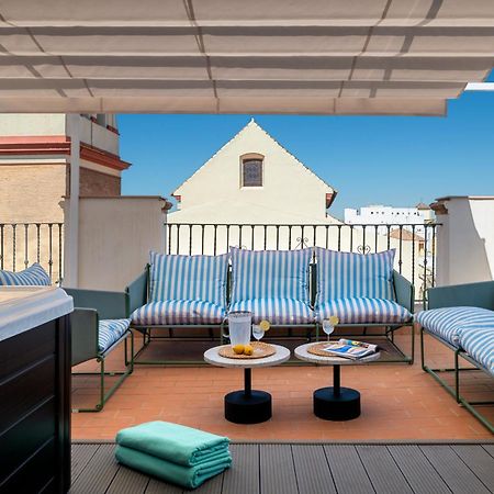 Magno Apartments San Gil - Shared Jacuzzi Sevilla Buitenkant foto